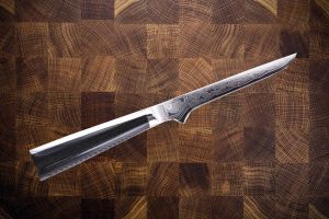 SAKAI 67 BONING vykosťovací nůž, z 67 vrstev damascénské oceli