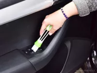 2v1 čistič lamel ventilací automobilu a kartáček