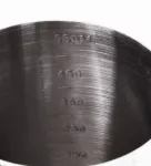 550 ml nerezová konvička na mléko s odměrkou