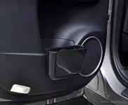 Přídavný box do auta, uchycení na dvě klipsy