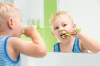 1 ks přírodní dětská zubní pasta SWEET & SMILE pro ochranu mléčných zubů, se žvýkačkovou příchutí, DEDRA DENT