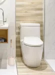 WC štětka volně stojící s rukojetí z bukového dřeva NATURAL LOOK