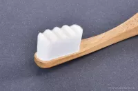 Kartáček BAMBOO 10.000 VLÁKEN, GoEco®, z bambusu, ultra jemný a hustý