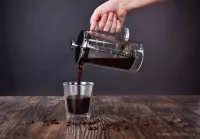 600 ml dvoustěnná konvice na kávu a čaj TERMO FRENCH PRESS