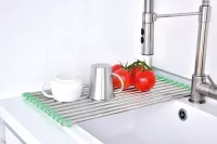 Rolovací odkapávač nad dřez