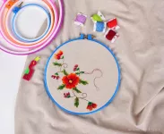 5 ks vyšívacích obručí, průměry 12,5 až 27 cm