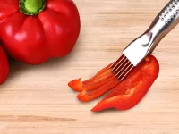 16 cm nerezový proužkový kráječ na zeleninu, jarní cibulku a pórek PROUŽKÁTOR