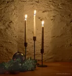 Sada 3 kovových svícnů na kuželové svíčky