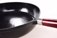 3,5 L velká litinová WOK pánev
