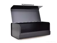 Kovový chlebník s otevíracím víkem