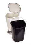 11 l nášlapný odpadkový koš s víkem