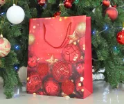 Dárková taška, motiv zdoben zlatými třpytkami