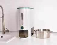 Dávkovač suchých potravin (max 8 kg rýže)