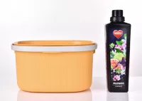 6 L kbelík z odolného plastu s madlem na přenášení