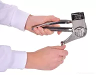 MULTISTRUHADLO nerezové rotační struhadlo s klikou