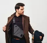 Taška crossbody FC BLACK BADGE