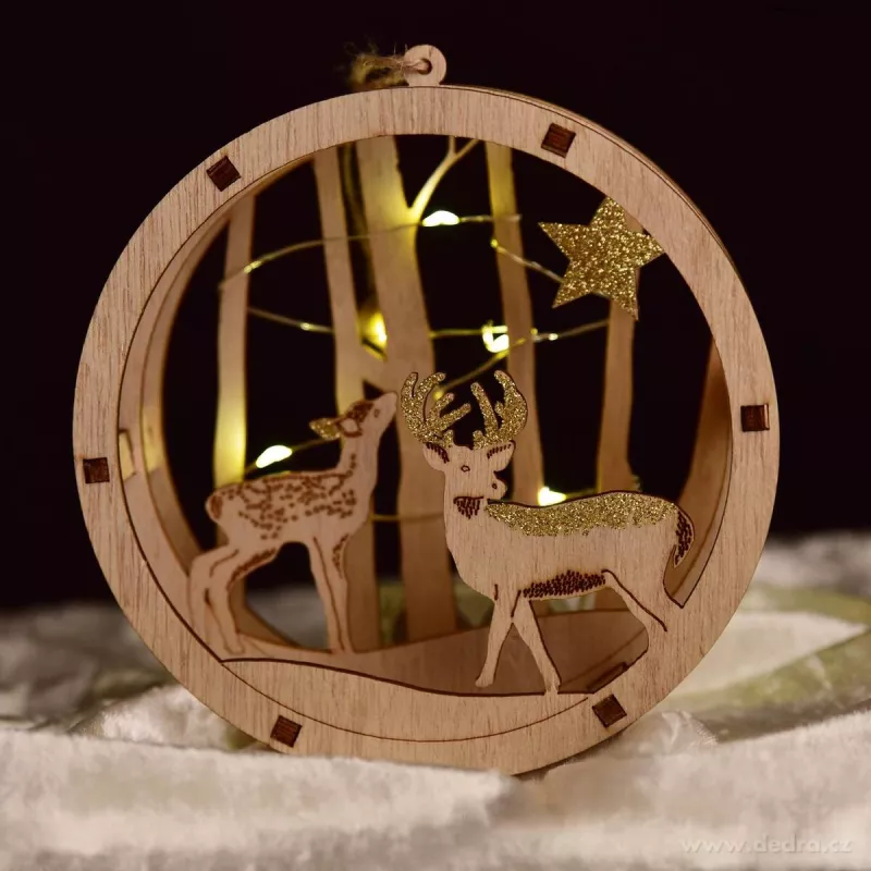 15 cm svítící LED lesní zátiší, závěsná dekorace do okna či výklenku