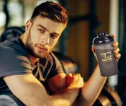 SHAKER | šroubovací víko i náustek na pití + míchací sítko | PROTEIN SUPREME