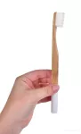 SADA 1+1 | GoEco® BAMBOO | Zubní kartáček 10 000 vláken | Ultra jemné a husté štětinky | bílý