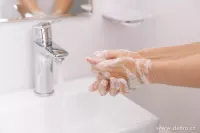SAMETOVÁ HRUŠKA | šetrné pěnové mýdlo na ruce & tělo | 300 ml
