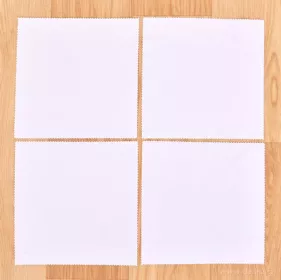 BRILEX | 4 ks ultra jemné mikrovláknové utěrky na brýle & optiku | bílé | 15 × 15 cm BRILEX | 4 ks ultra jemné mikrovláknové utěrky na brýle & optiku | bílé | 15 × 15 cm